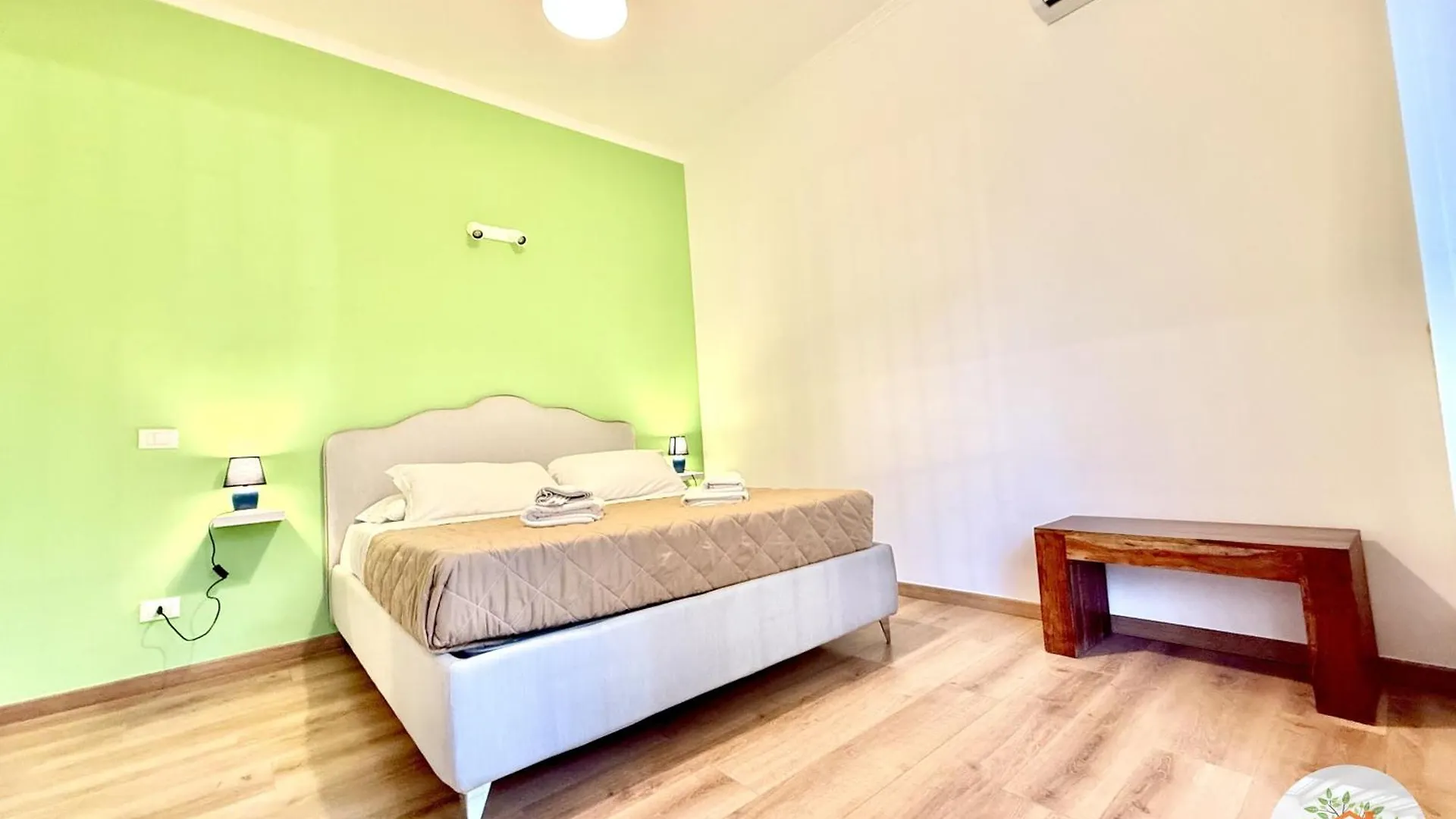 San Giovanni - Athene Terrace House Rome 0*,  Italy