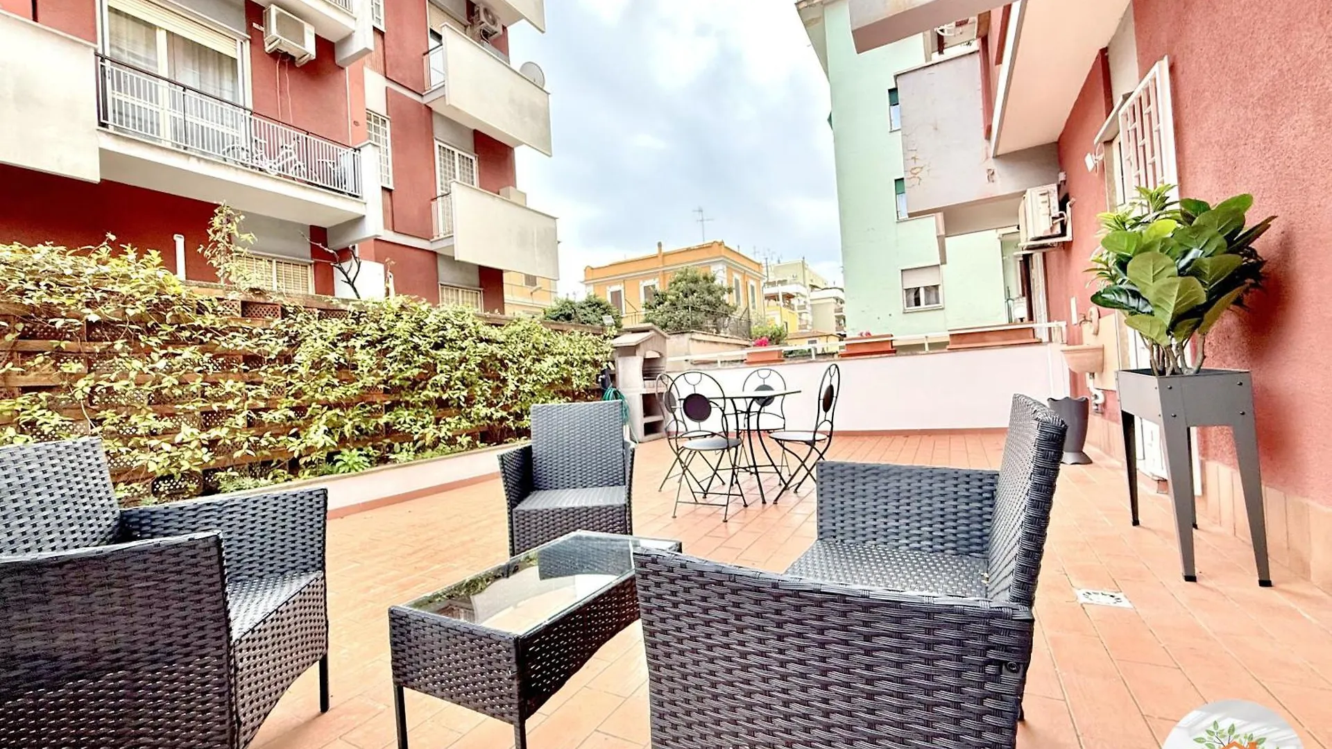 Apartment San Giovanni - Athene Terrace House Rome Italy